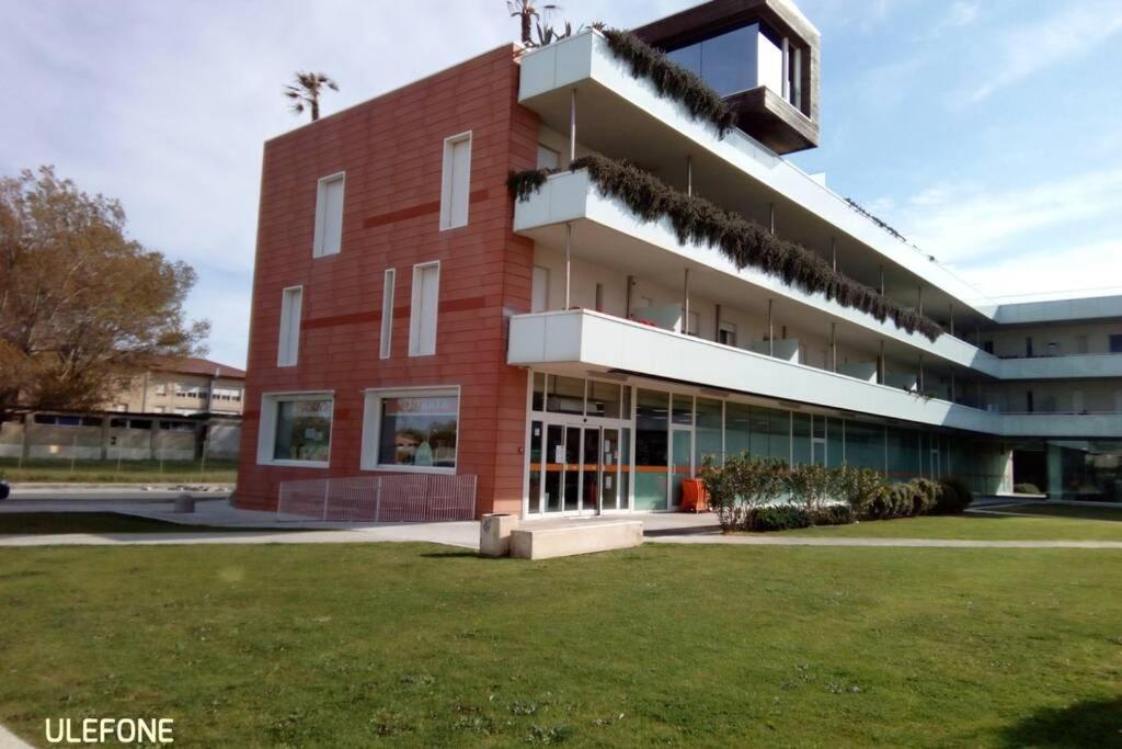 Casa Nel Parco Sulla Spiaggia Пиза Екстериор снимка